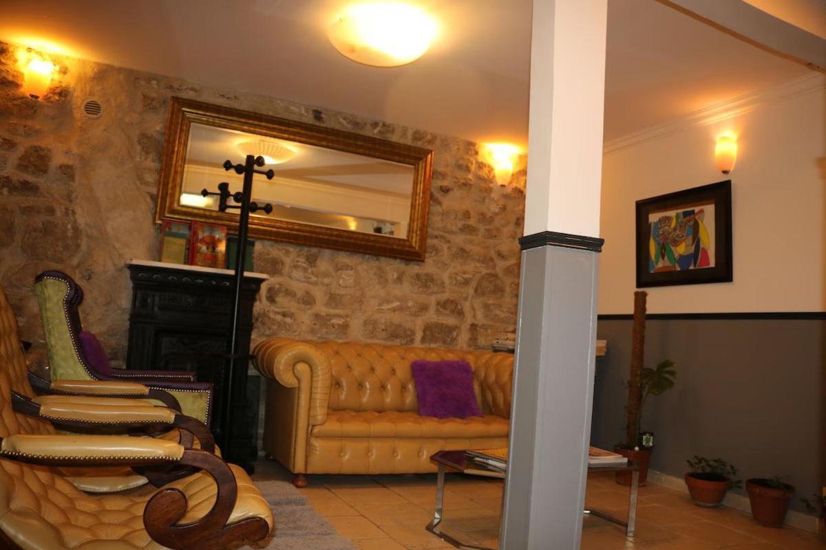 Hotel Clermont Montmartre Париж Екстериор снимка